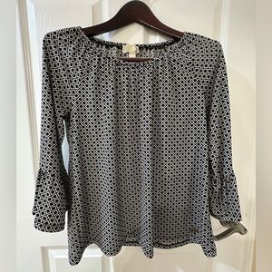 🌟Michael Kors🌟 Black & White Long Sleeve Blouse